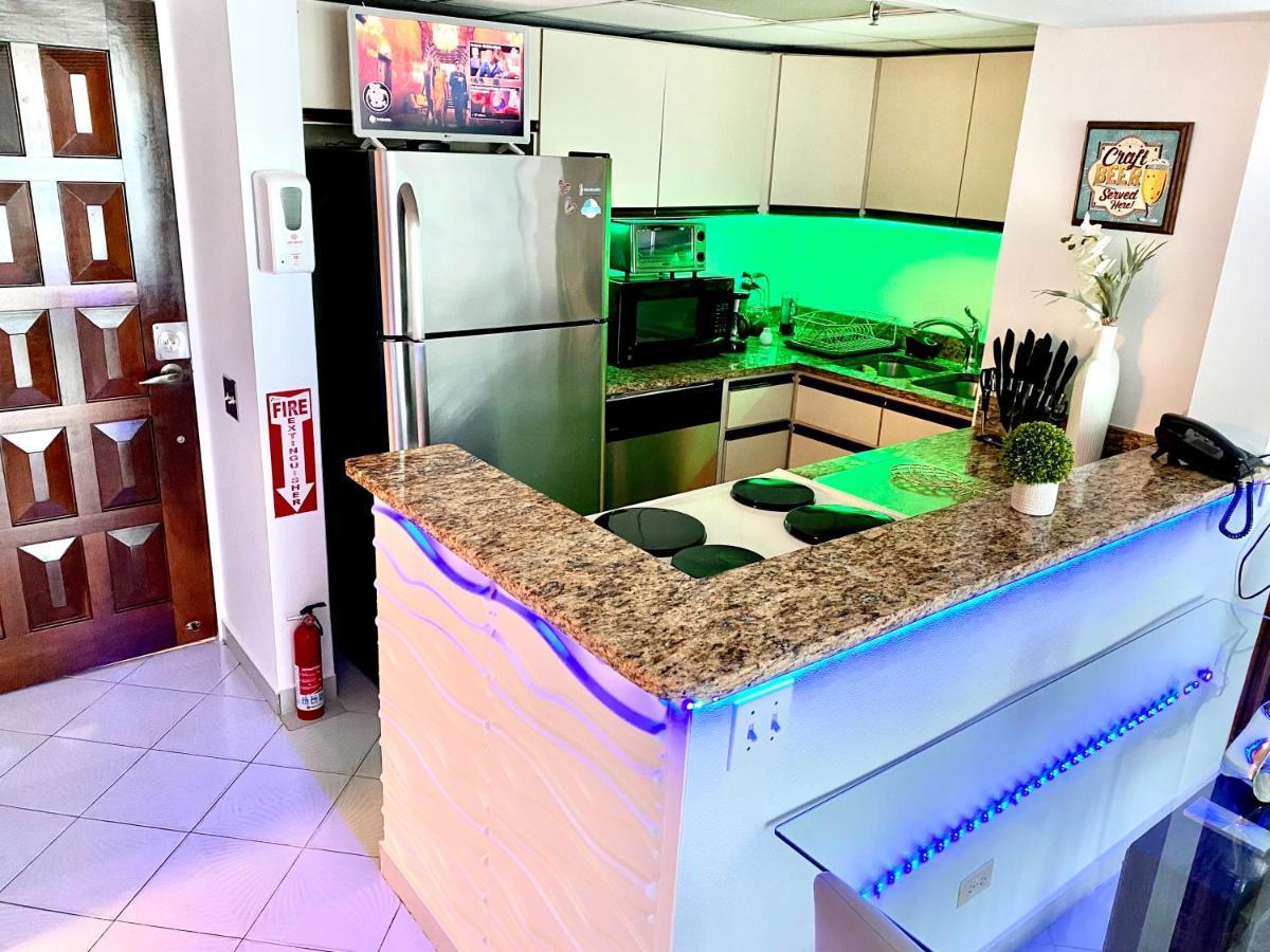 Private Apartment At Mare St Clair Hotel San Juan Bagian luar foto