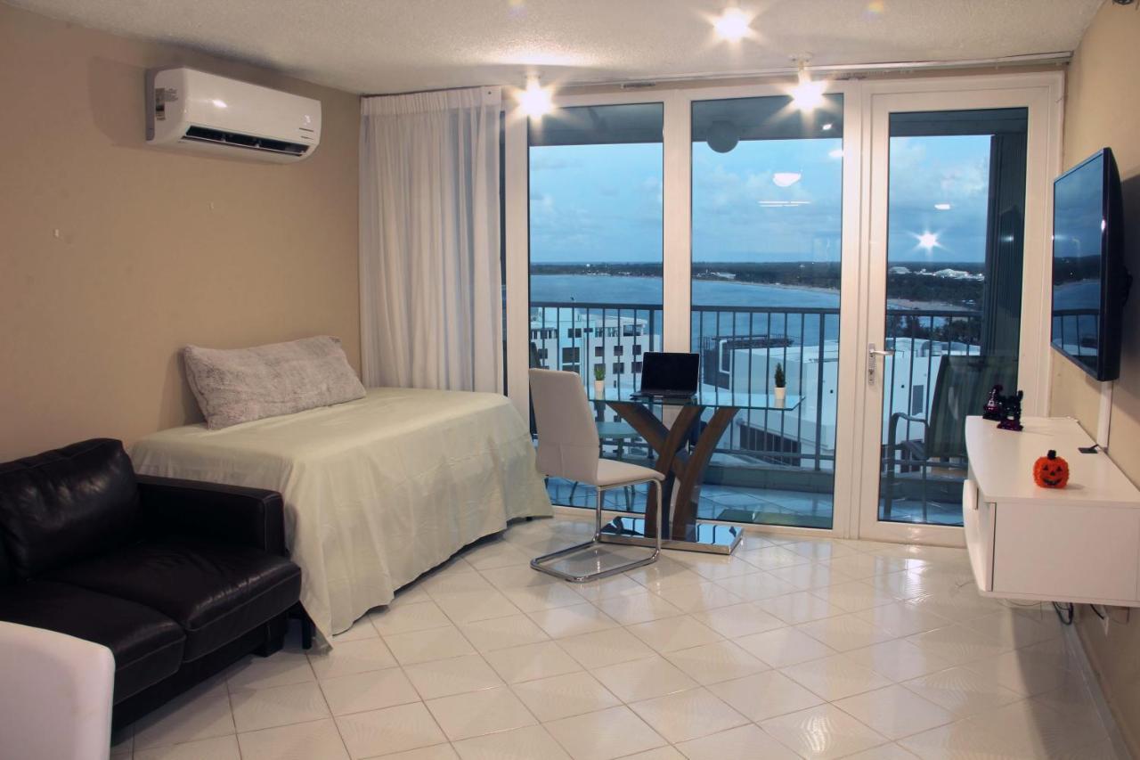 Private Apartment At Mare St Clair Hotel San Juan Bagian luar foto